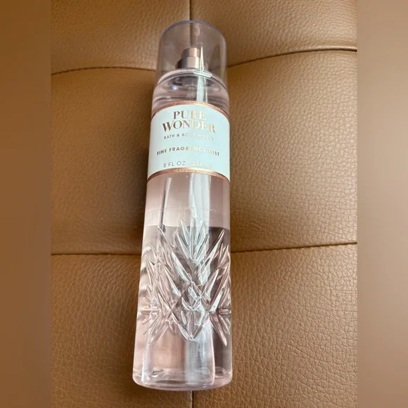BATH & BODY WORKS PURE WONDER FINE FRAGRANCE MIST - Picture 2 of 5
